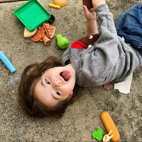 Meet your Posher, Julianna - Picture 1 of 1